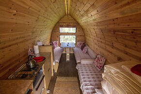 Ceridwen Glamping, Double decker Bus and Yurts