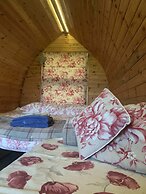 Ceridwen Glamping, Double decker Bus and Yurts