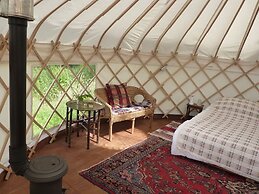 Ceridwen Glamping, Double decker Bus and Yurts