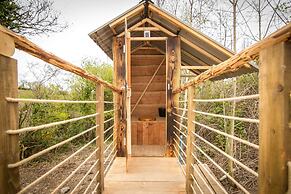 Ceridwen Glamping, Double decker Bus and Yurts