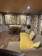 Ceridwen Glamping, Double decker Bus and Yurts