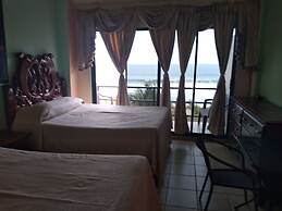 Hotel Marbella Playa Larga