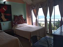 Hotel Marbella Playa Larga