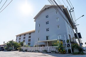 AA Resort Hotel