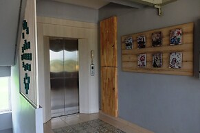 AA Resort Hotel