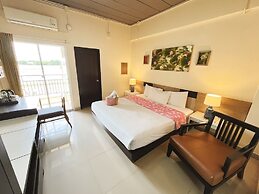 AA Resort Hotel