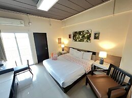 AA Resort Hotel