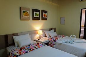 AA Resort Hotel