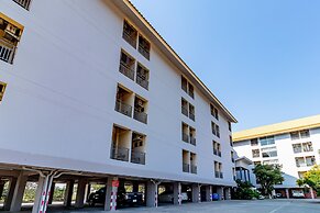 AA Resort Hotel