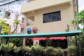 All In 1 Guesthouse Chiang Mai