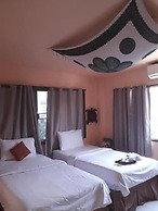 All In 1 Guesthouse Chiang Mai