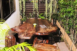 All In 1 Guesthouse Chiang Mai