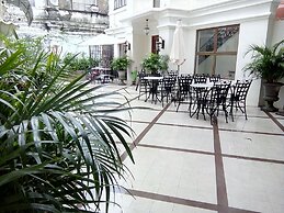 Ciudad Fernandina Hotel