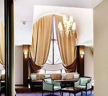 City & Business Hotel