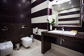 City & Business Hotel