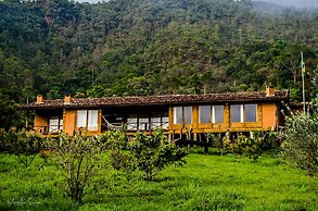 Pousada Caminho dos Ipês