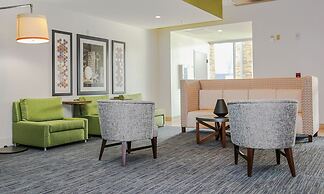 Holiday Inn Express & Suites Kingston-Ulster by IHG