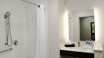 Holiday Inn Express & Suites Kingston-Ulster by IHG