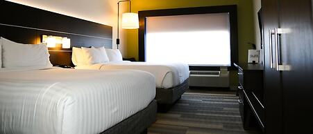 Holiday Inn Express & Suites Kingston-Ulster by IHG