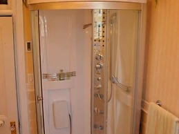 Manayunk Chambers Guest House