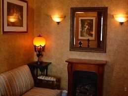 Manayunk Chambers Guest House