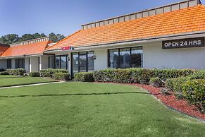 Super 8 by Wyndham Battleboro/Rocky Mount