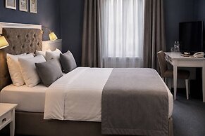 Modern Art Hotel - Maestro