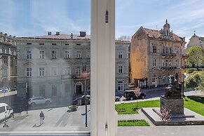 Modern Art Hotel - Maestro