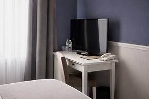 Modern Art Hotel - Maestro