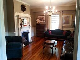 Hunter House Bed and Breakfast