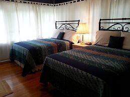 Hunter House Bed and Breakfast