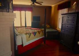 Hunter House Bed and Breakfast