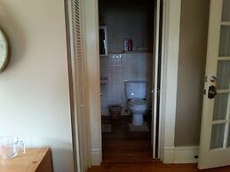 Hunter House Bed and Breakfast