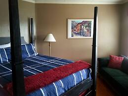 Hunter House Bed and Breakfast