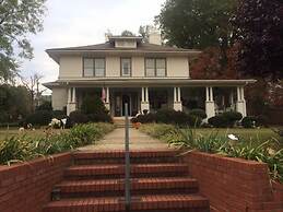 Hunter House Bed and Breakfast