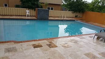 Modern London Decor Guest Apartments