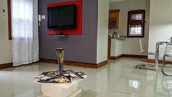 Modern London Decor Guest Apartments