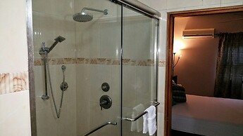 Modern London Decor Guest Apartments