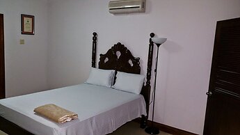 Modern London Decor Guest Apartments