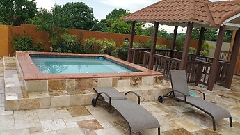 Modern London Decor Guest Apartments