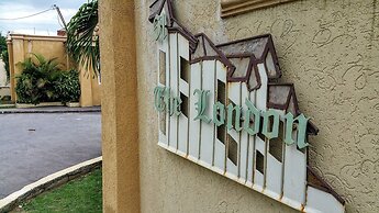 Modern London Decor Guest Apartments