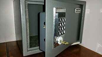 Modern London Decor Guest Apartments