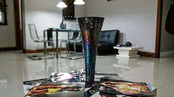 Modern London Decor Guest Apartments