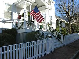 Martin House Inn