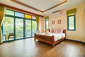 Baan Patcharintorn Samui