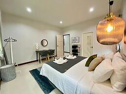 Baan Patcharintorn Samui