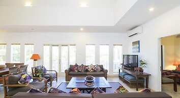 Beach Melati Apartments