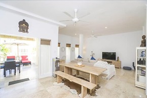 Beach Melati Apartments