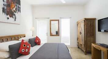 Beach Melati Apartments