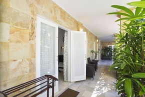 Beach Melati Apartments